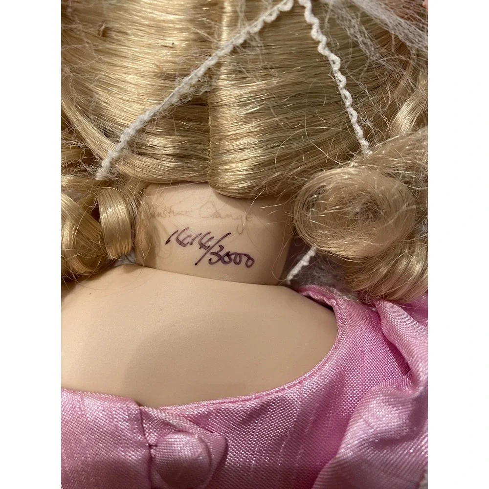 Elite Doll Collection excellent comes
